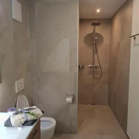 Modernes In Bester Lage Crans-Montana